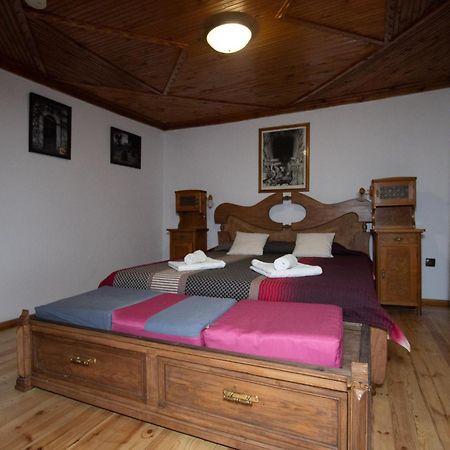 Старата баkалия The old grocery, guest rooms Балчик Екстериор снимка
