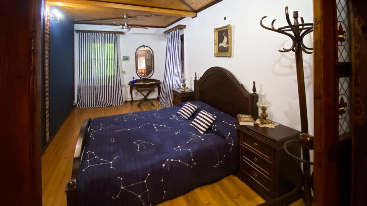 Старата баkалия The old grocery, guest rooms Балчик Екстериор снимка