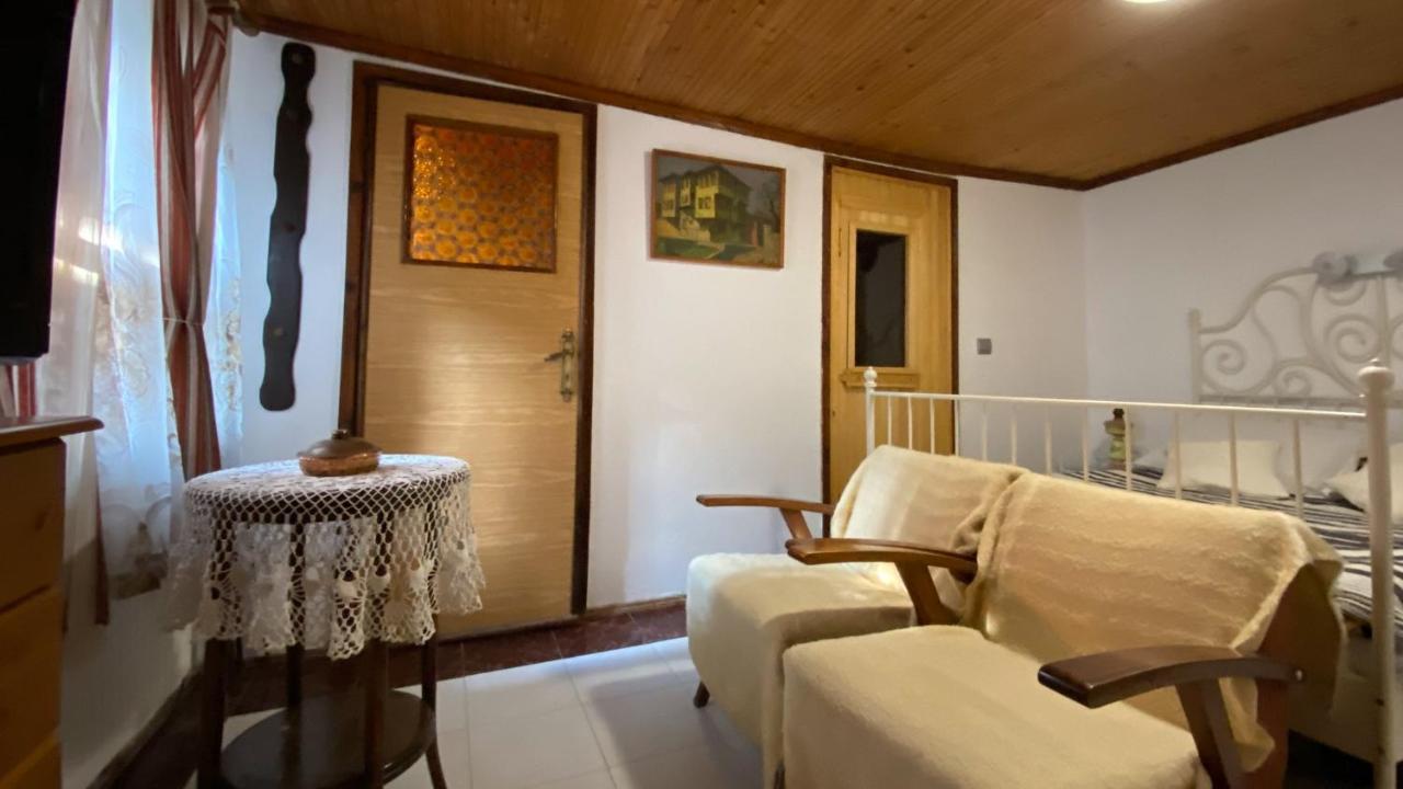 Старата баkалия The old grocery, guest rooms Балчик Екстериор снимка