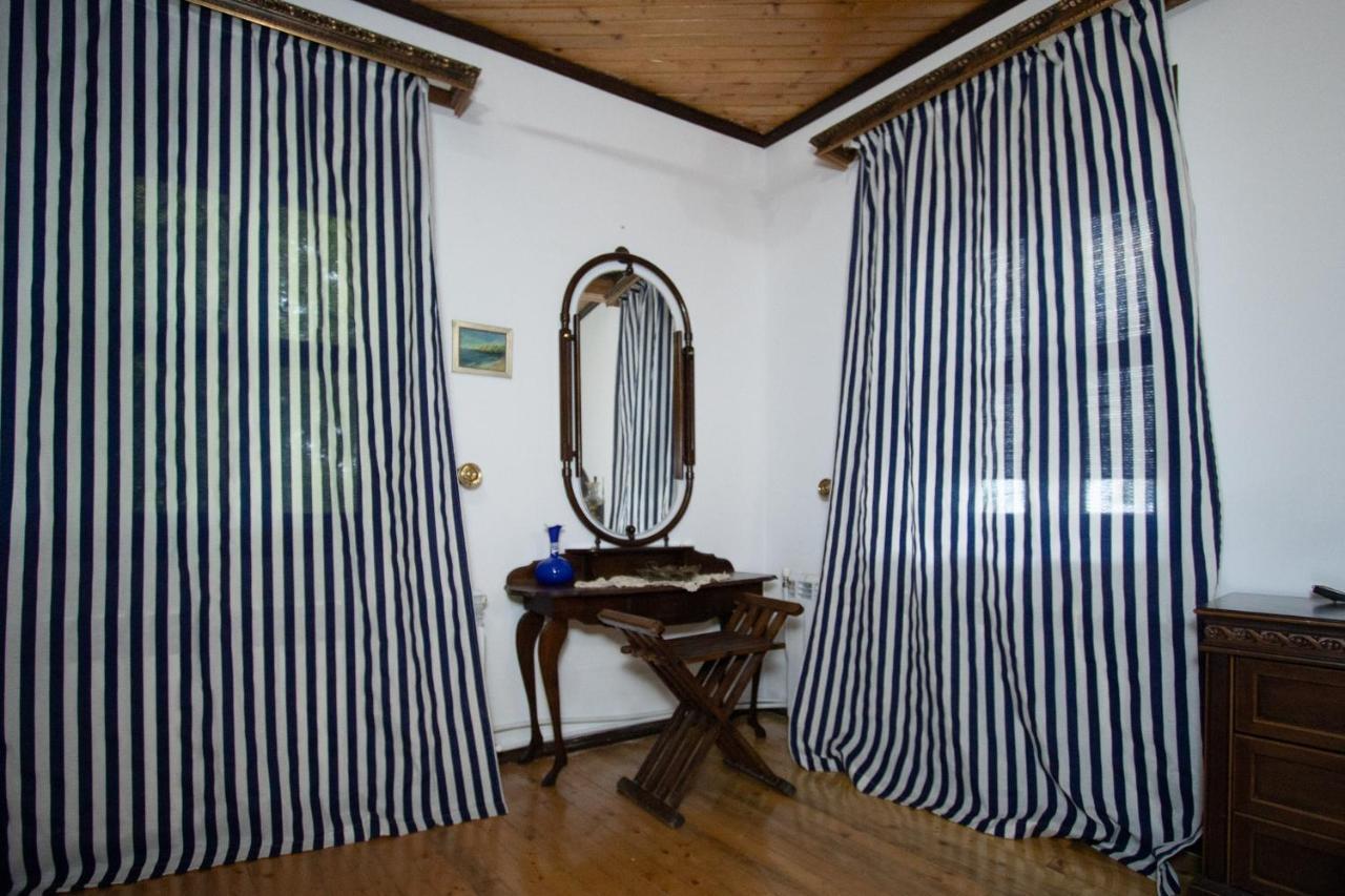 Старата баkалия The old grocery, guest rooms Балчик Екстериор снимка
