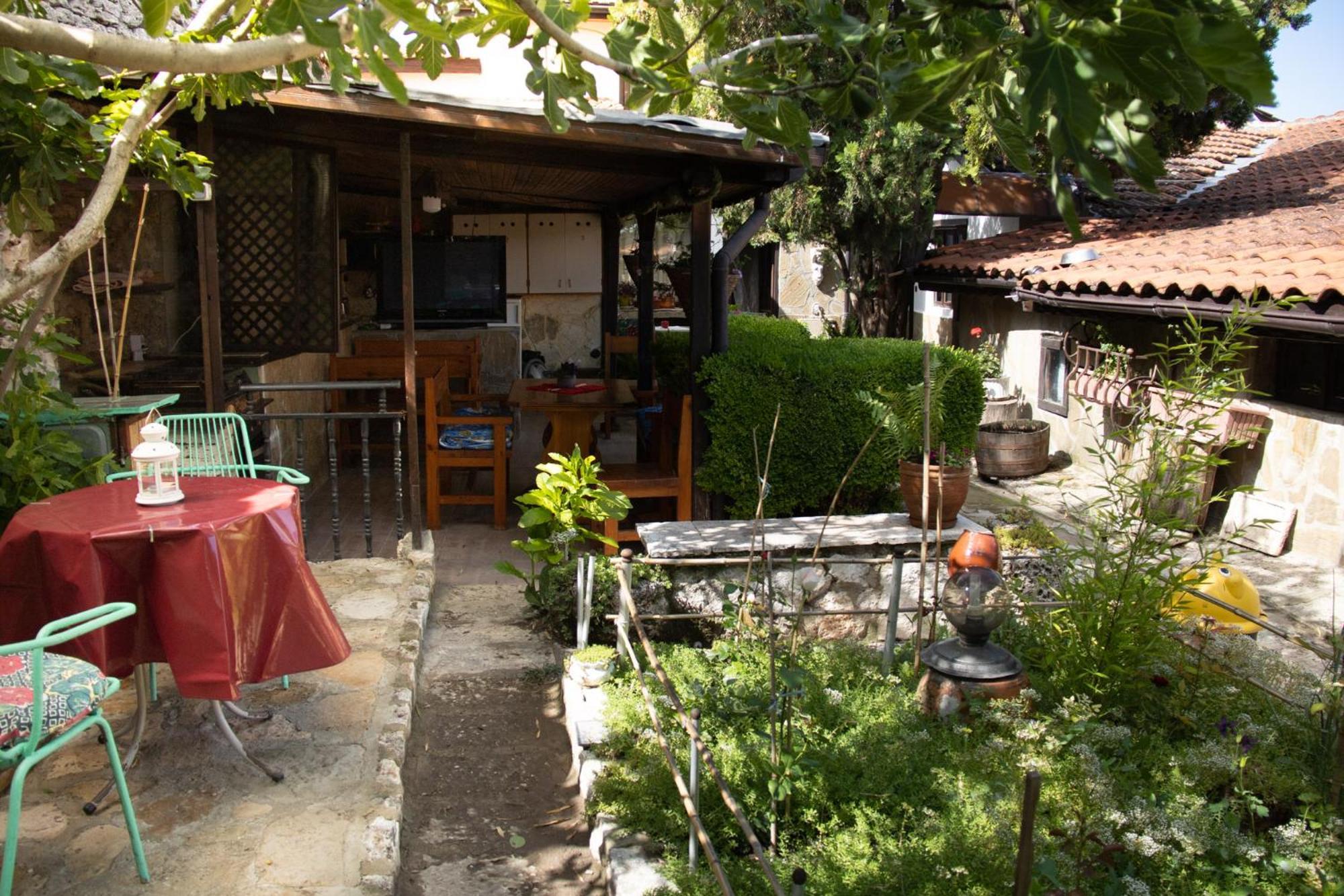 Старата баkалия The old grocery, guest rooms Балчик Екстериор снимка